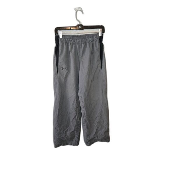Under Armour Boy's Gray and Black Track pants Size YXL - Picture 1 of 5